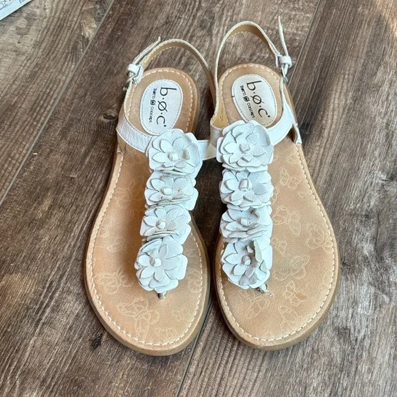 b.o.c. Born Concept White Ramey Floral Women's Sandals Size 9 - Picture 3 of 10